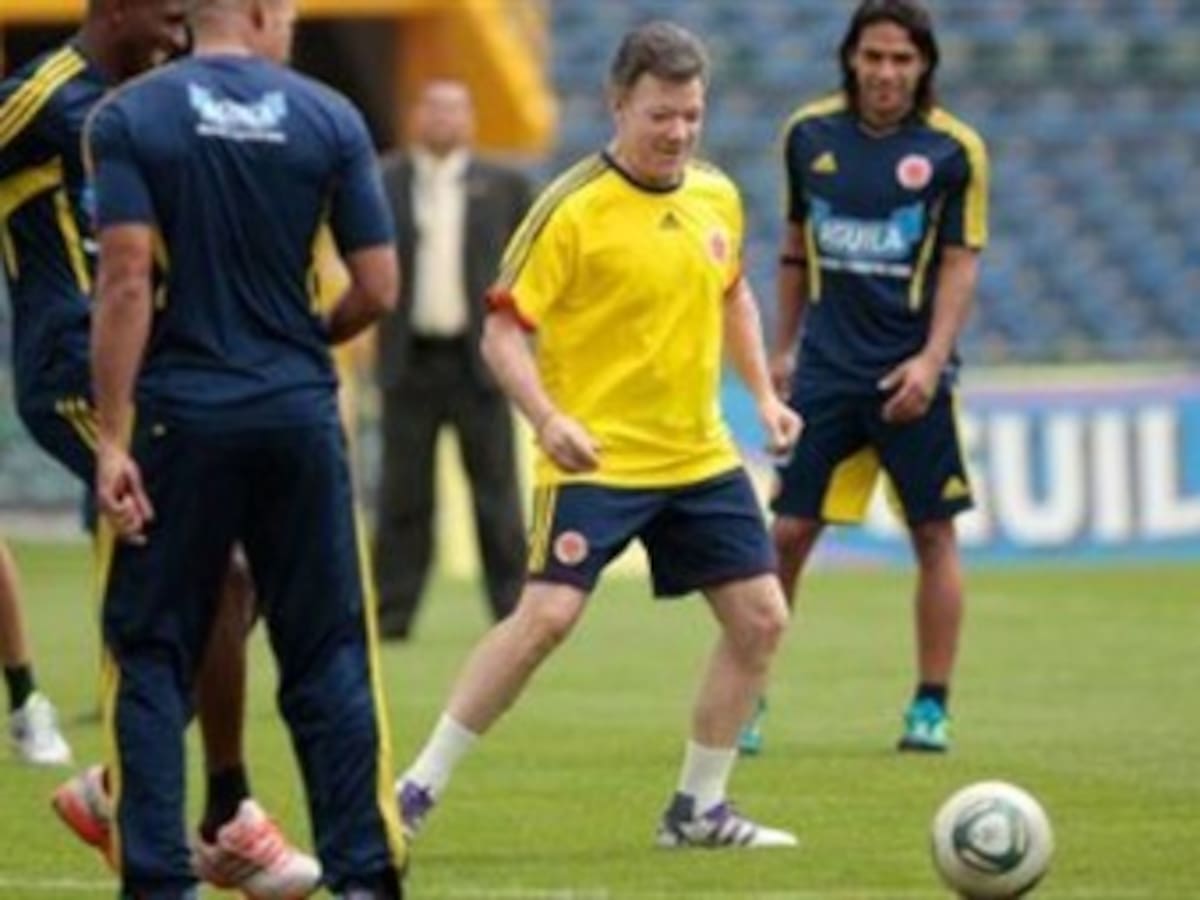 Por agenda de Gobierno, Santos no asistiría a partido de la Selección Colombia