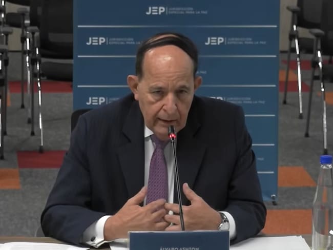 EL VENTILADOR DE ASTON: LOS EMPRESARIOS QUE HABRÍAN FINANCIADO A LAS AUC EN LA COSTA CARIBE