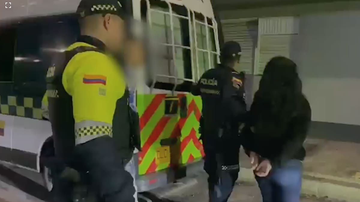 Policía capturó a una pareja por agresión a vigilante en estación de Transmilenio