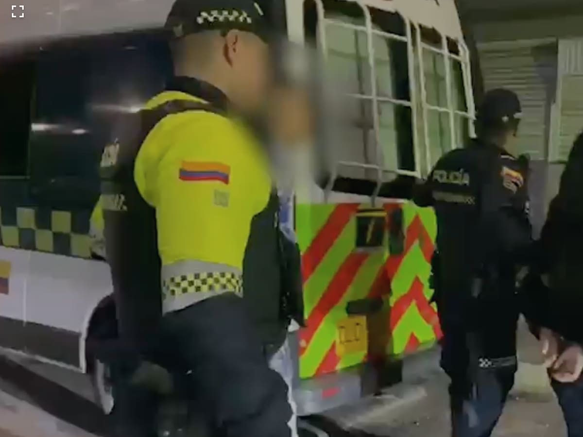 Policía capturó a una pareja por agresión a vigilante en estación de Transmilenio