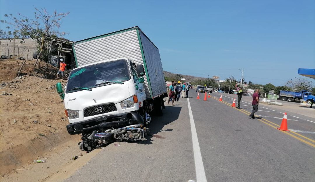 Accidente de tránsito que dejó una víctima fatal en Loma Arena