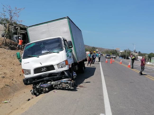 Accidente de tránsito que dejó una víctima fatal en Loma Arena
