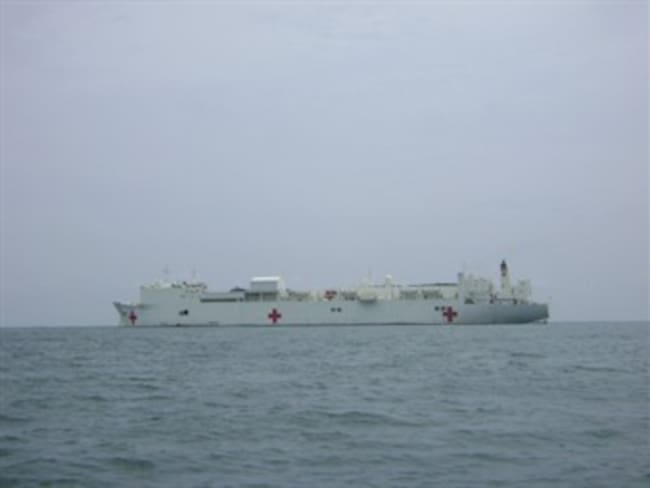 El buque &#039;USNS Comfort&#039; de EEUU anclado en el pacífico colombiano para atender 10 mil personas