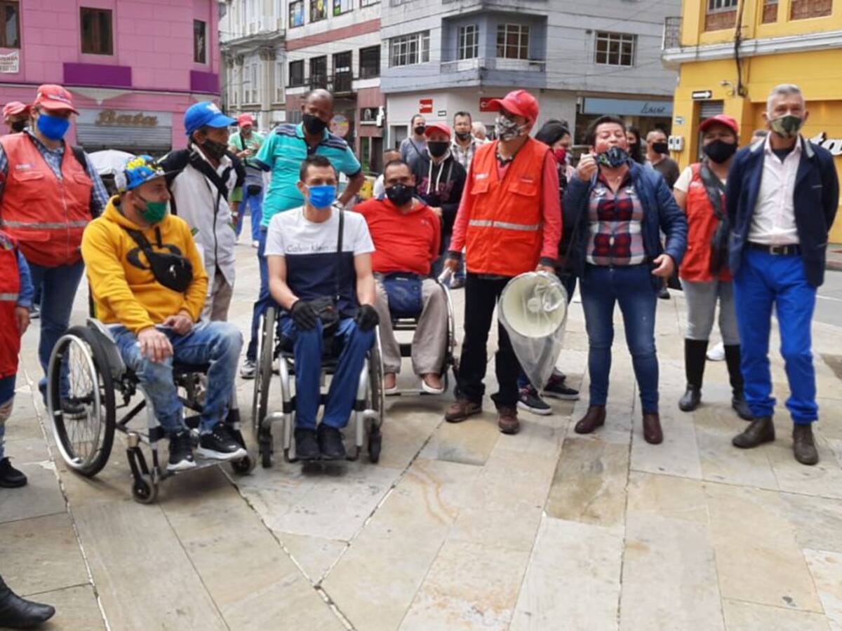 Personal de zonas azules en Manizales piden los dejen volver a trabajar