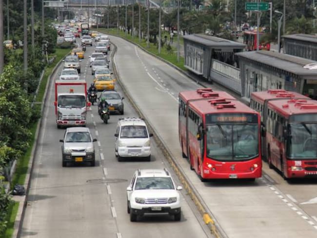 Un nuevo llamado para ajustar licitación para buses de Transmilenio