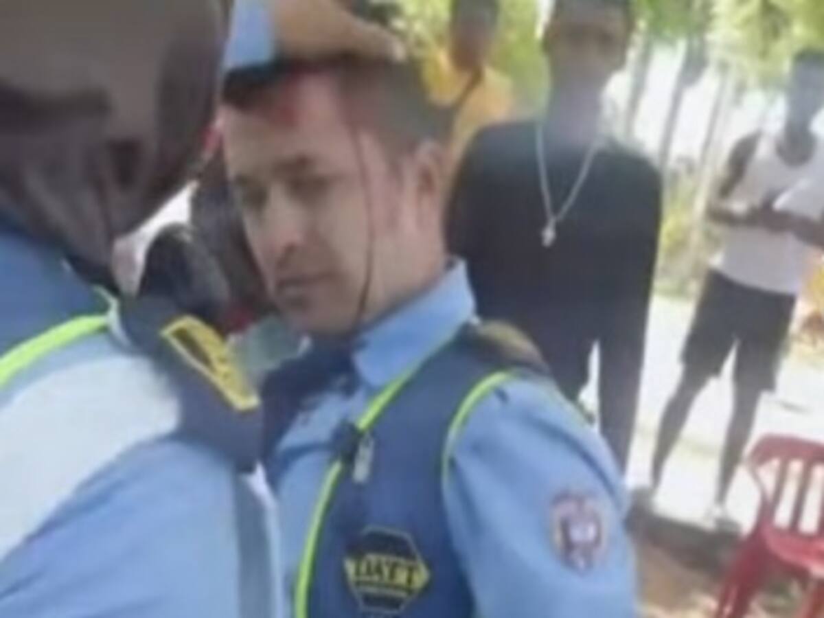 Motociclista agrede físicamente a un agente del DATT tras inmovilización en el sur de Cartagena