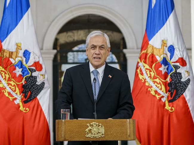 Chile promulga histórica ley de retiro anticipado de pensiones