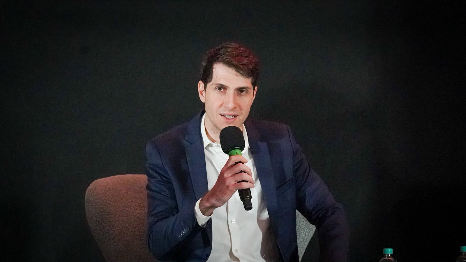 Heitor Kadri, director de la Oficina Regional de las Américas de ONU Turismo, valoró al carnaval de Barranquilla como un gran punto de partida para el desarrollo turístico de la ciudad. | Foto: Caracol Radio