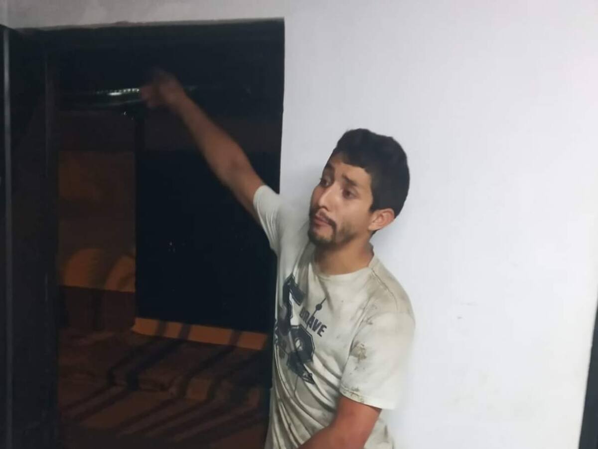 En Armenia líder comunitario retuvo a presunto ladrón dentro de una caseta comunal