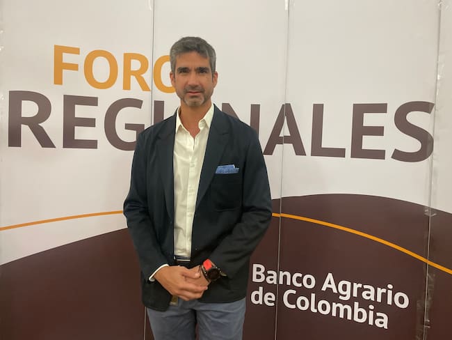 En Bucaramanga, presidente del Banco Agrario habló sobre la situación de Nariño