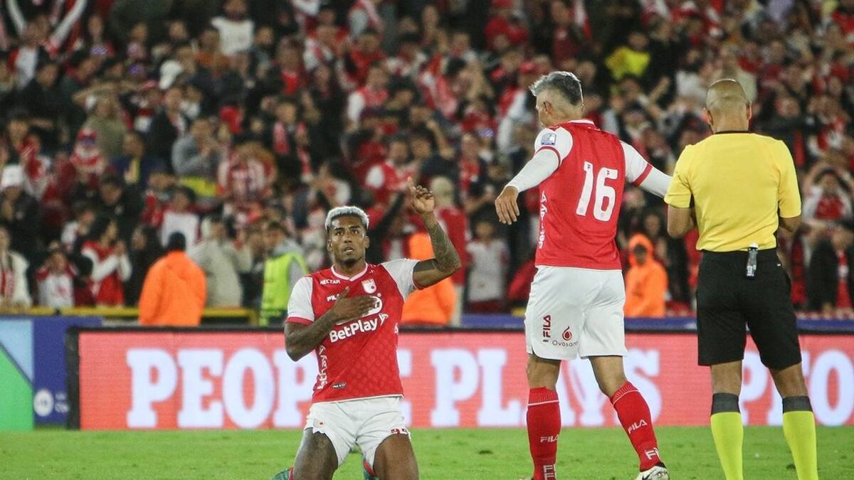 Santa Fe regresa al triunfo ante Chicó y se pone a tiro del liderato