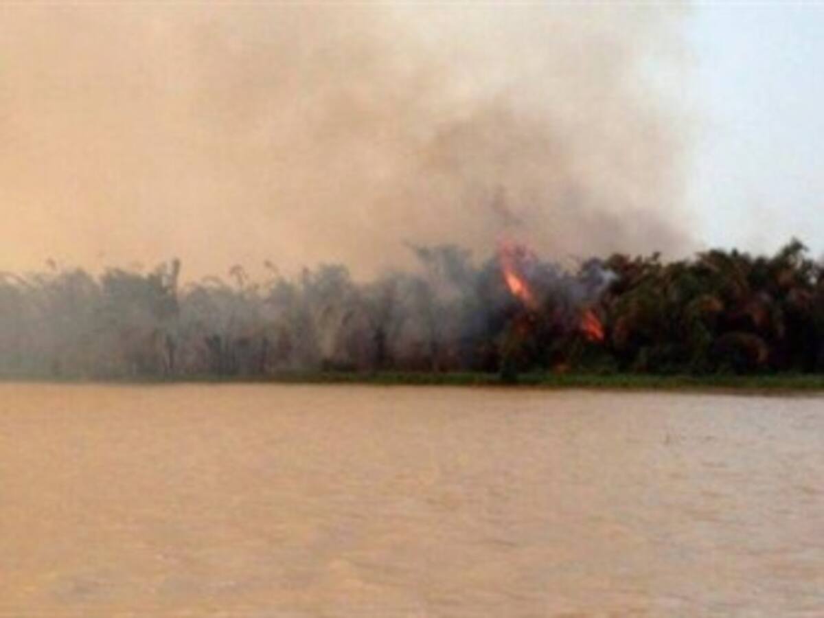 Incendio en Unguía, Chocó, se extendió a la zona rural de Turbo, Antioquia