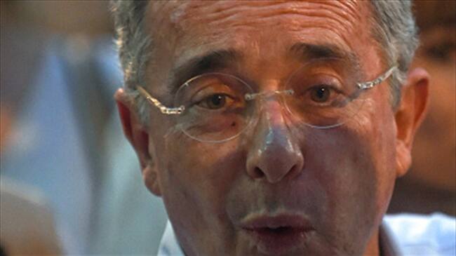 Ratificó que Iván Cepeda estuvo aquí ofreciéndonos beneficios: testigo de uribe. Foto: Getty Images