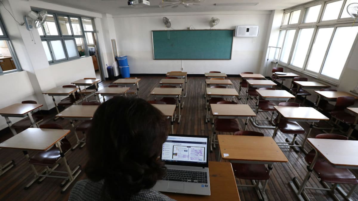 Estudiantes se tomaron el colegio Técnico Menorah para pedir la renuncia de la rectora