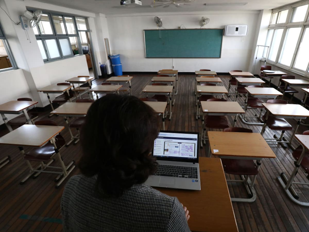 Estudiantes se tomaron el colegio Técnico Menorah para pedir la renuncia de la rectora