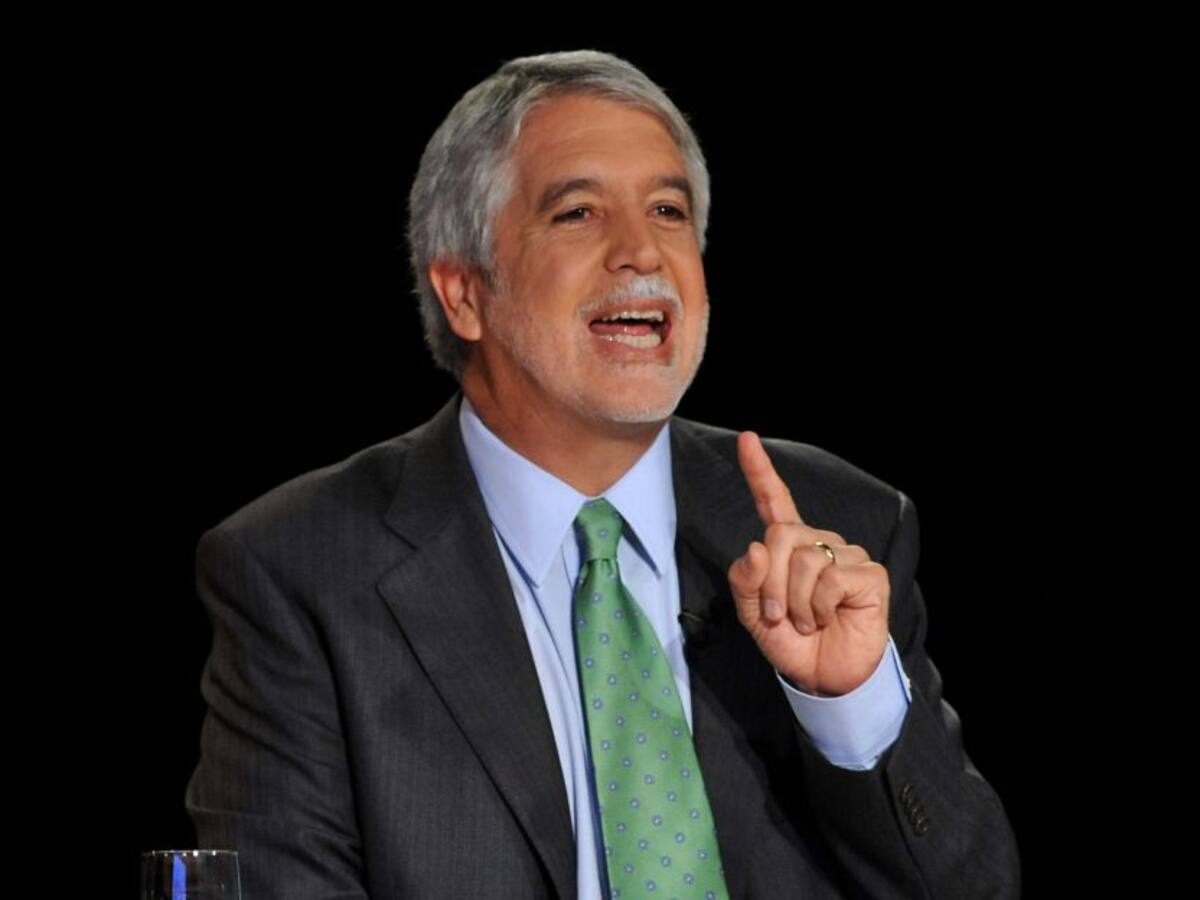 Peñalosa: Me atacan por cosas que hice que mejoraron la vida de ciudadanos