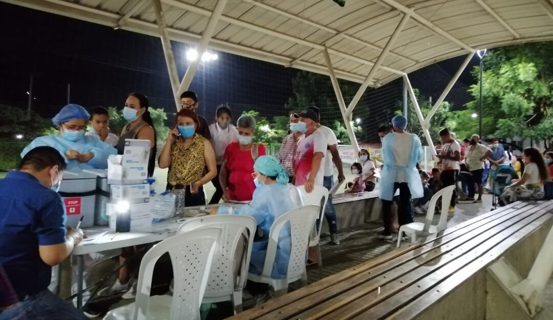 Vacunación contra el COVID-19