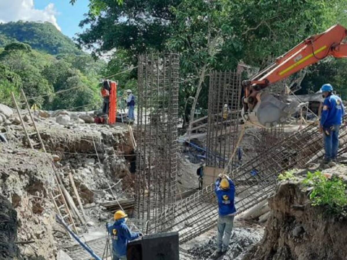 En un 90 % avanza la obra del puenteque une a Coello y San Luis, Tolima