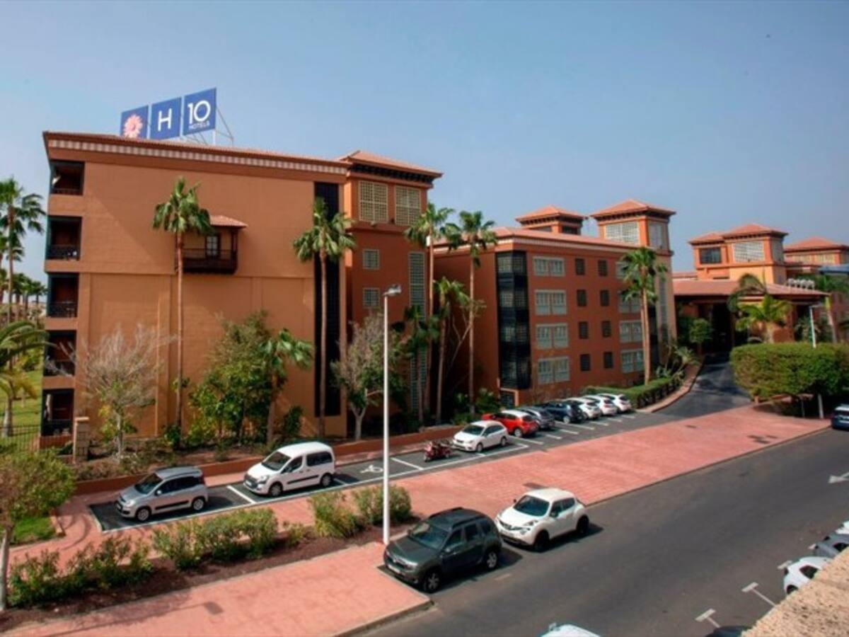 Terminó sus vacaciones y quedó encerrada en un hotel en Canarias por el Covid-19