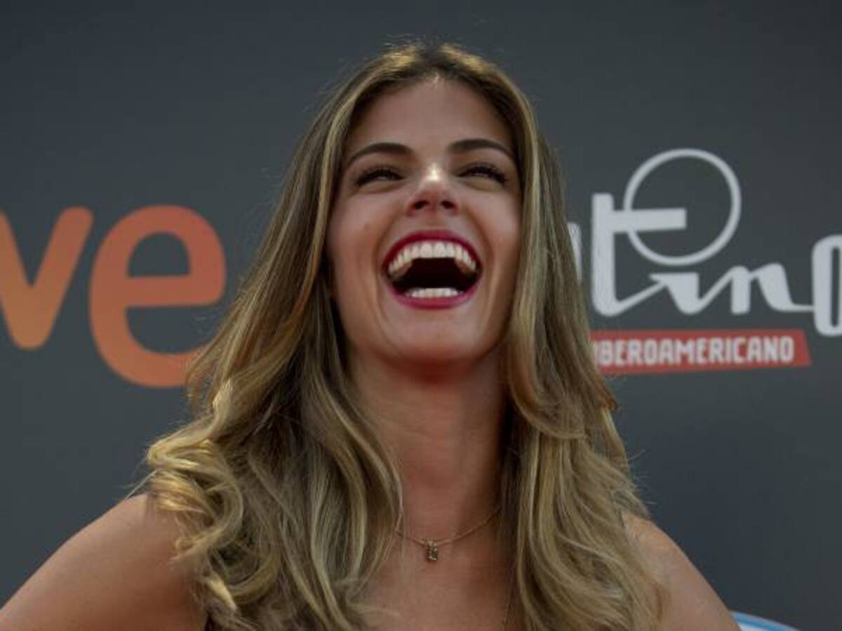 Stephanie Cayo cambia de look y se vuelve tendencia en Twitter