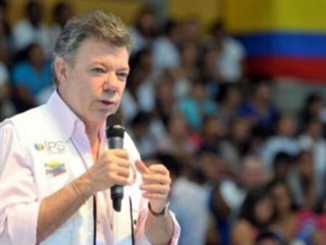 Santos llama a los campesinos a no realizar paros y trabajar unidos