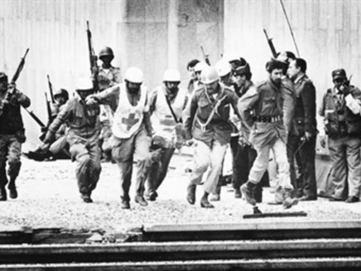 Investigación del Palacio de Justicia fue responsable: exfiscal Buitrago