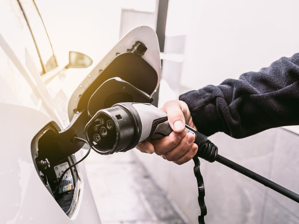 ¿Qué desventajas tiene un carro híbrido en Colombia? Revise antes de comprar