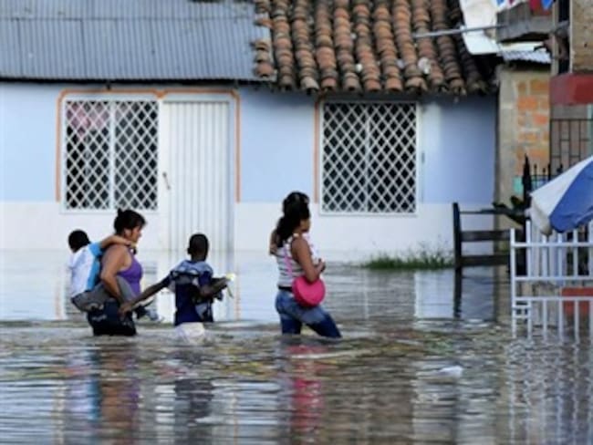Alcaldesa reconoce dificultad para superar inundaciones en viviendas del sur de Bogotá