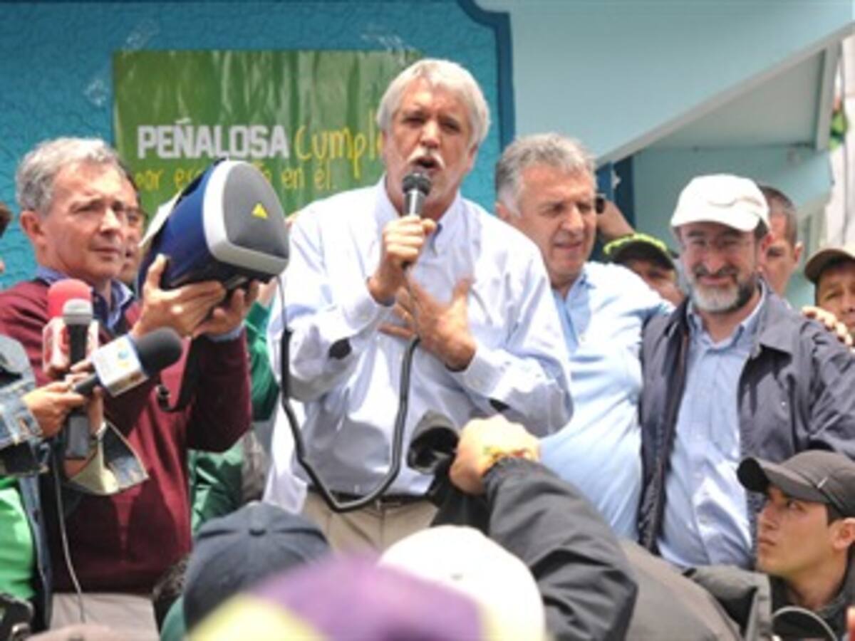 Héctor Riveros se va de la campaña de Enrique Peñalosa por llegada de JJ Rendón