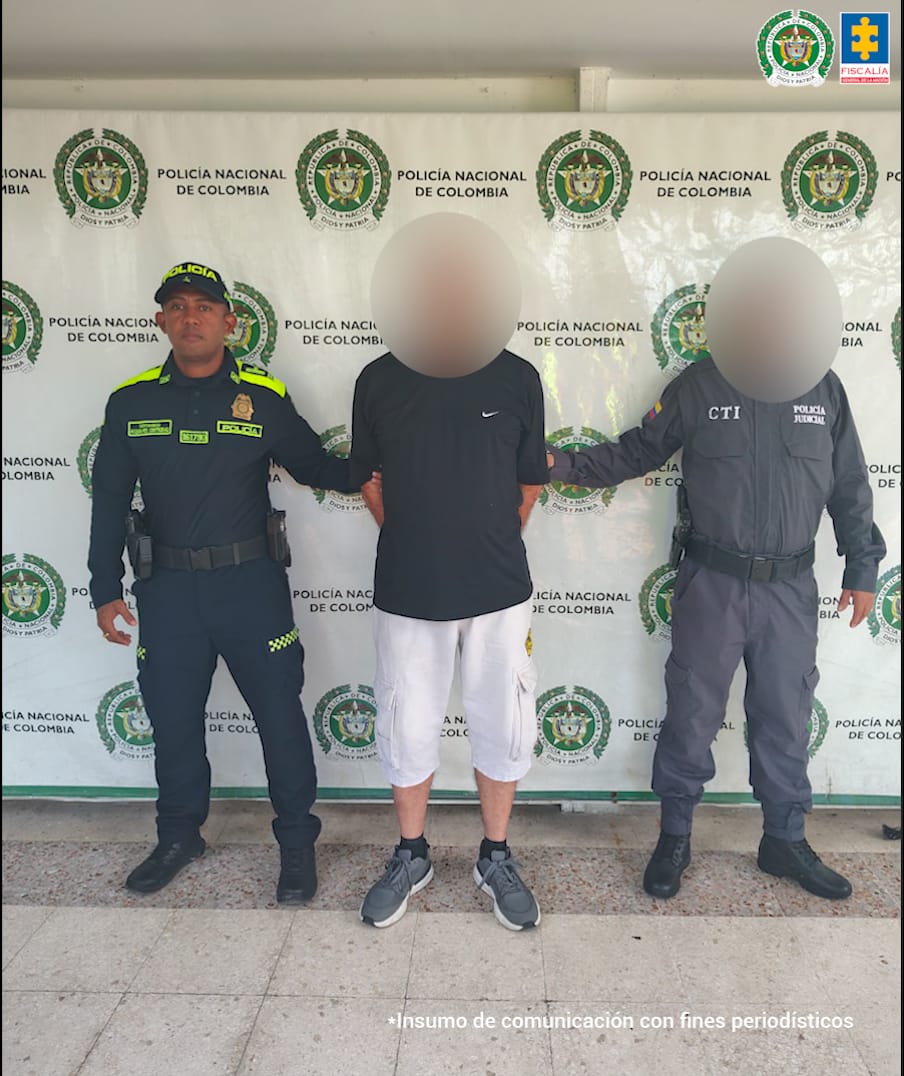 El capturado habría intentado encubrir el crimen simulando un accidente doméstico. Foto MENEV 