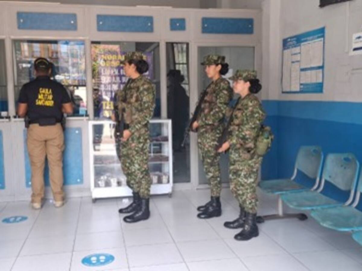 Refuerzan seguridad en El Carmen de Chucurí tras presencia de hombres armados