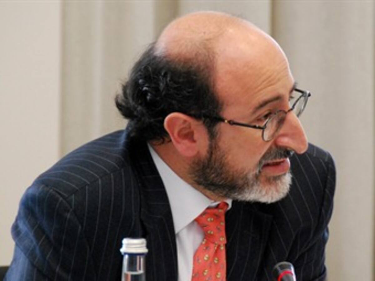 Senador Juan Lozano no aspirará al Congreso en 2014