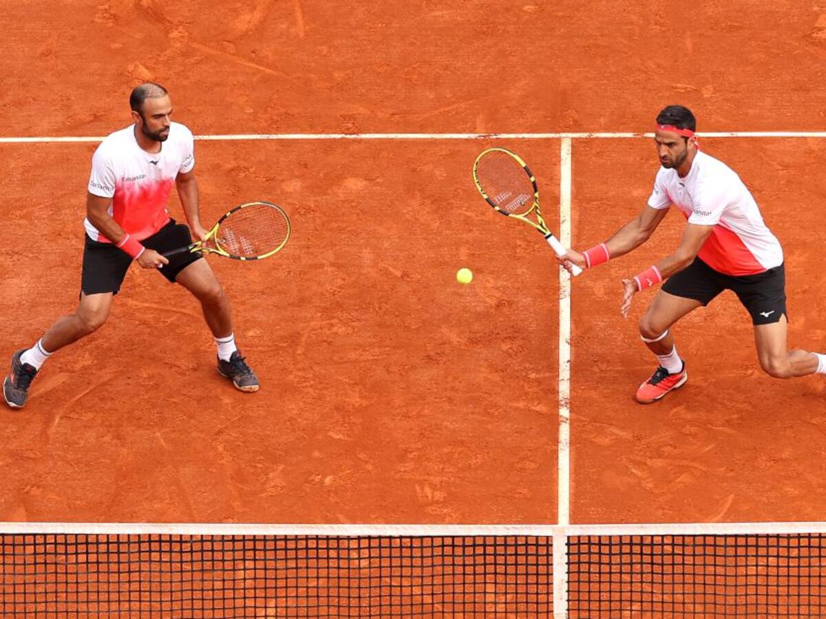 Cabal y Farah clasifican a los cuartos de final del ATP 500 de Barcelona