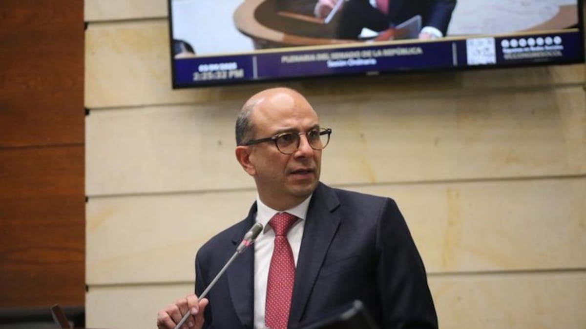 Elección de Carlos Camargo y tensiones militares en el Caribe