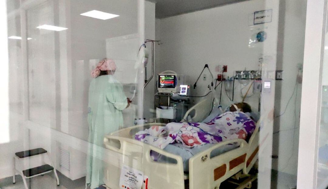  Nuevo récord de contagios de coronavirus 3.065 casos 