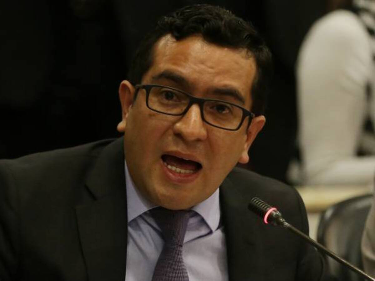 Denuncian al MinInterior y al senador Roy Barreras por las Circunscripciones para la Paz