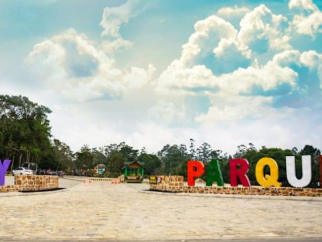 El PONY PARQUE ya cuenta con lámparas solares de alumbrado público