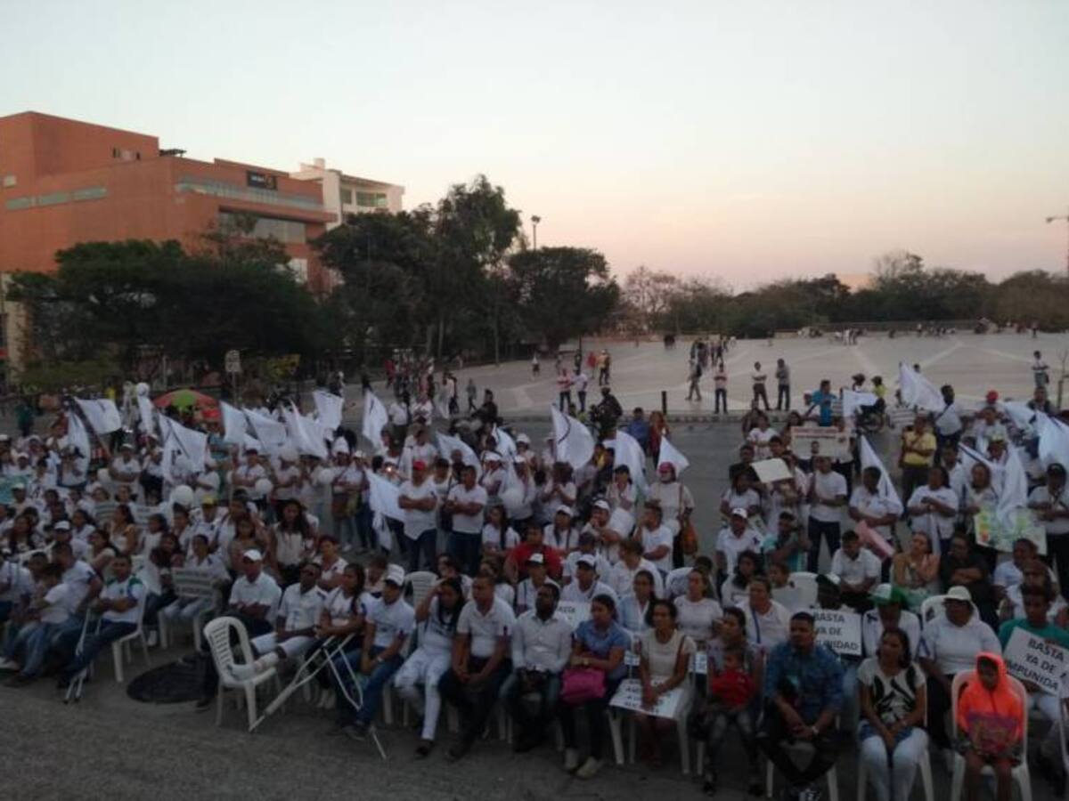 Barranquilla rinde homenaje a policías tras un mes del atentado del ELN