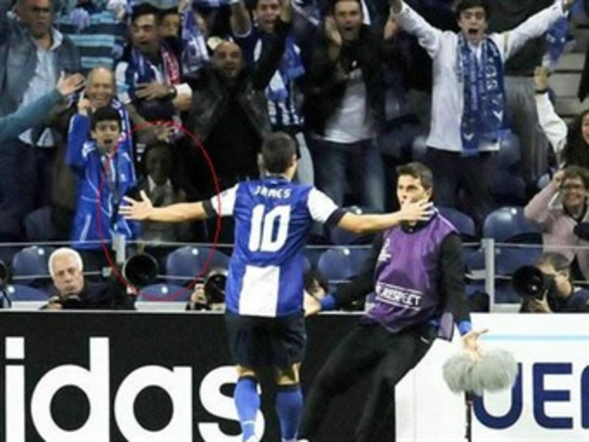 Fantasma apareció en la celebración del gol de James Rodríguez ante PSG
