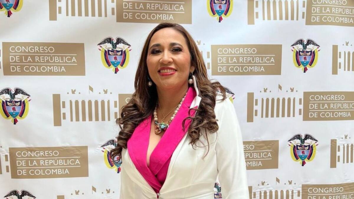 La maestra que es ahora senadora