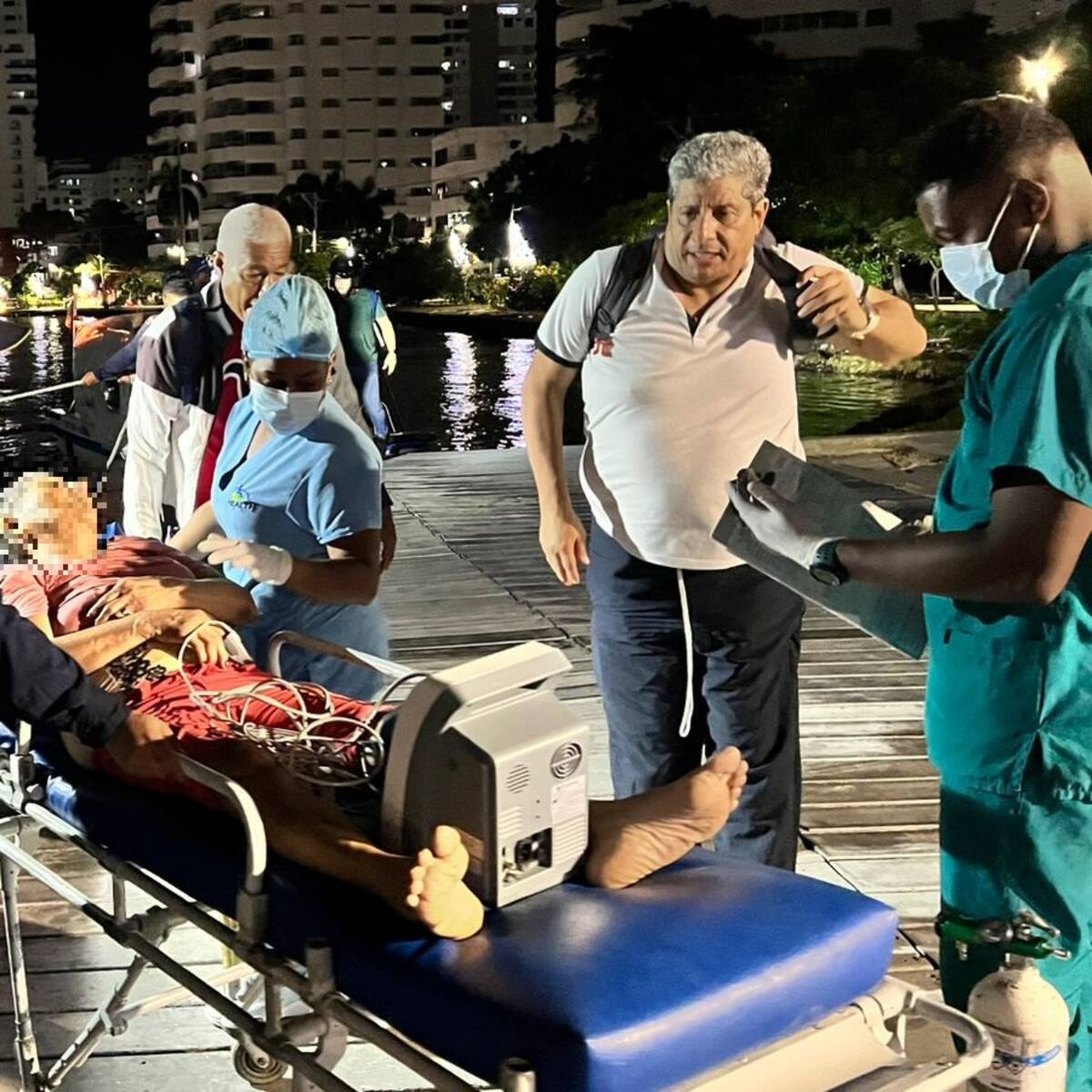 Armada de Colombia evacuó a adulta mayor desde las Islas del Rosario a Cartagena