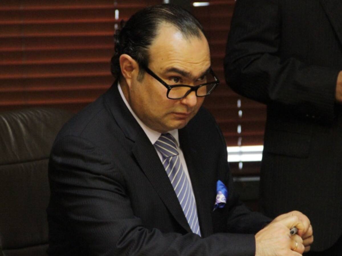 Jorge Pretelt tiene 26 investigaciones pendientes en la Comisión de Acusación