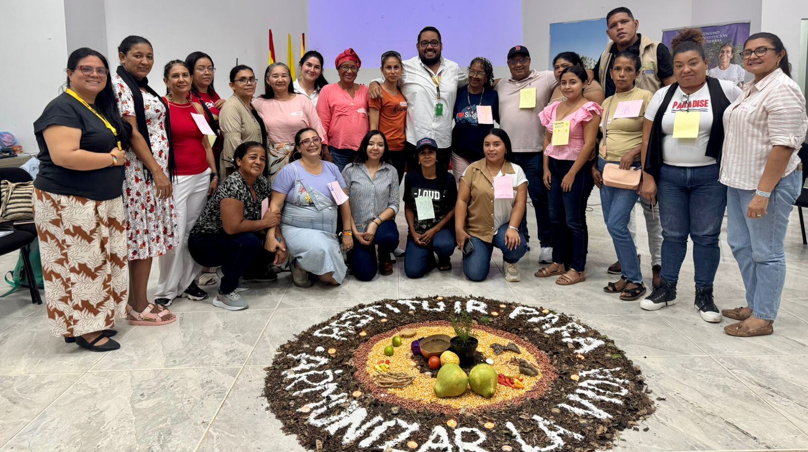 URT fortalece la participación de las mujeres en los procesos de restitución en Bolívar y Sucre
