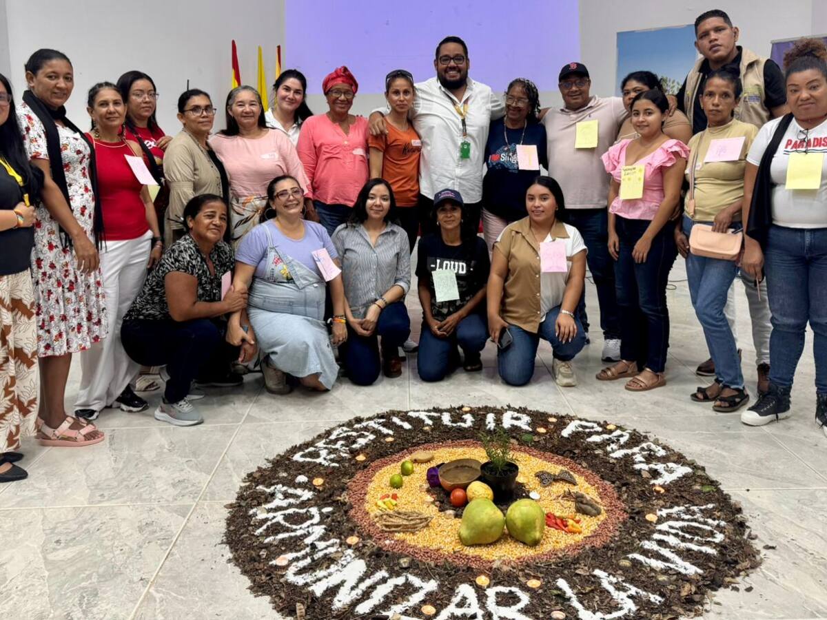 URT fortalece la participación de las mujeres en los procesos de restitución en Bolívar y Sucre