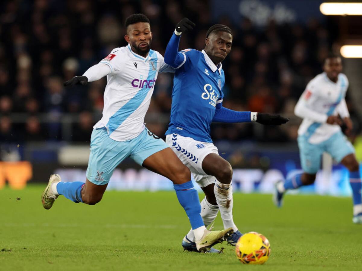 Jefferson Lerma fue titular en eliminación del Crystal Palace ante Everton