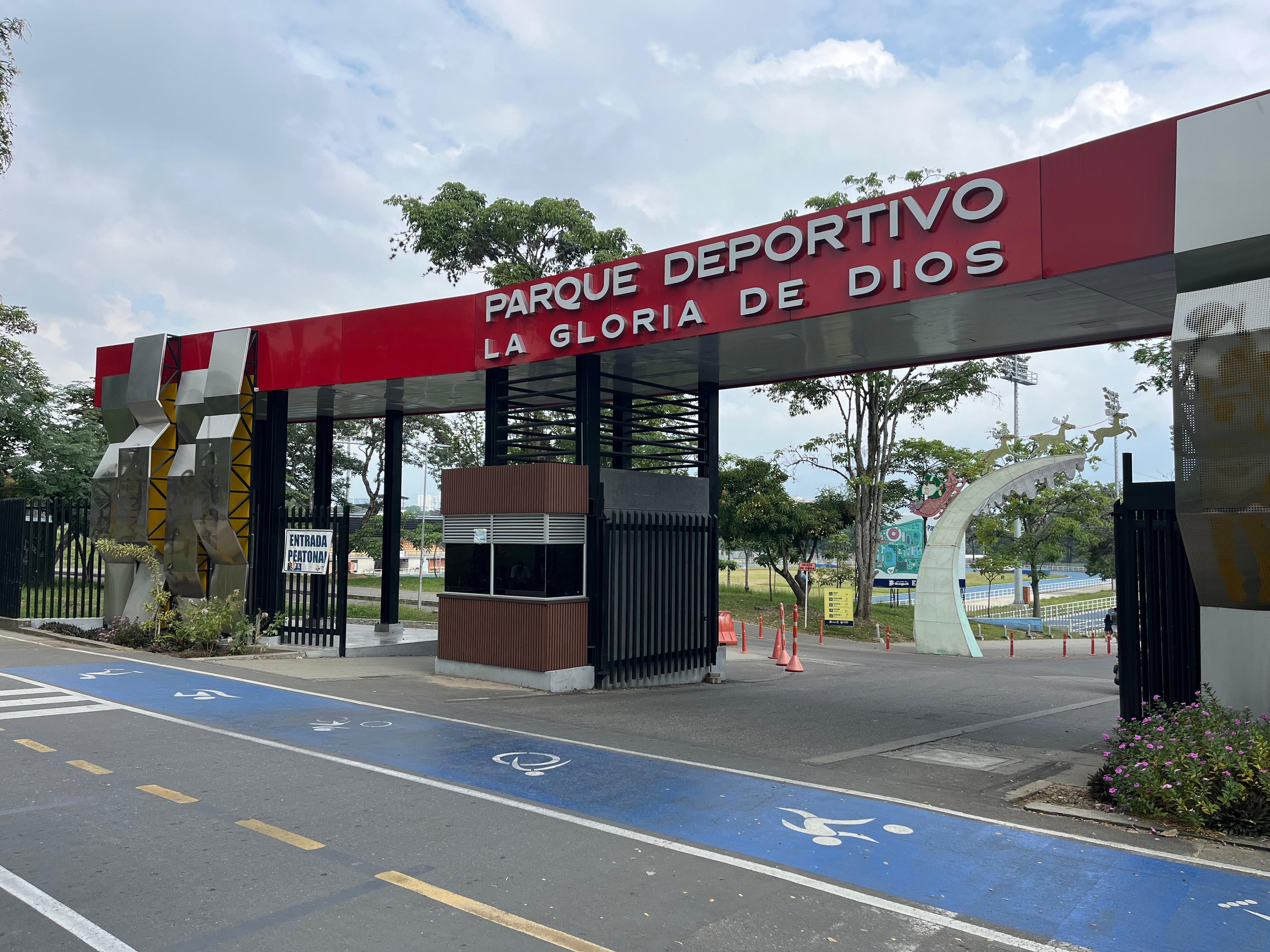 Entrada Parque Deportivo de Ibagué