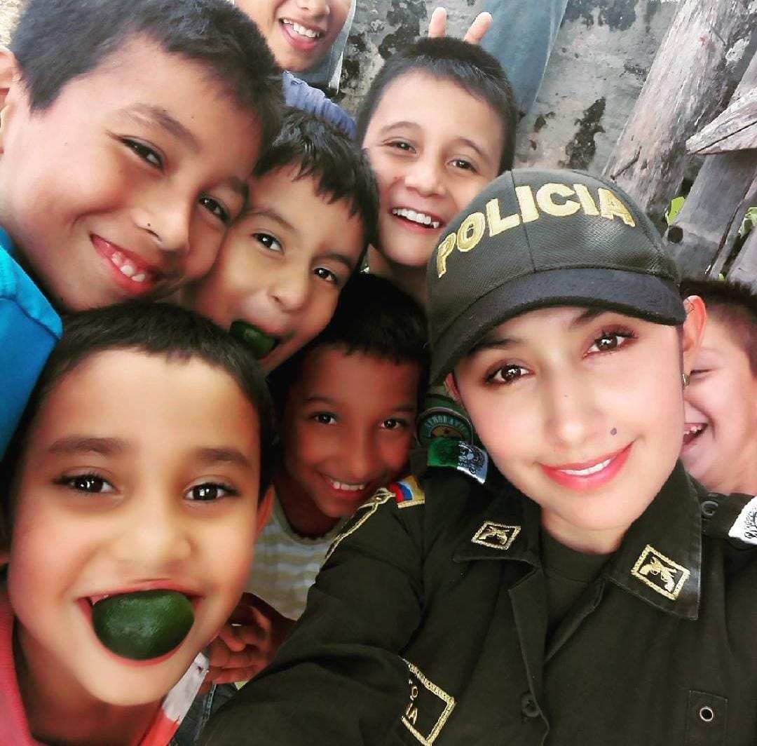 un proyecto de vida dedicado al servicio con la comunidad estudiantil y una plataforma para poder aplicar los conocimientos adquiridos durante su carrera, aportando a la educación de los hijos de sus compañeros policías.