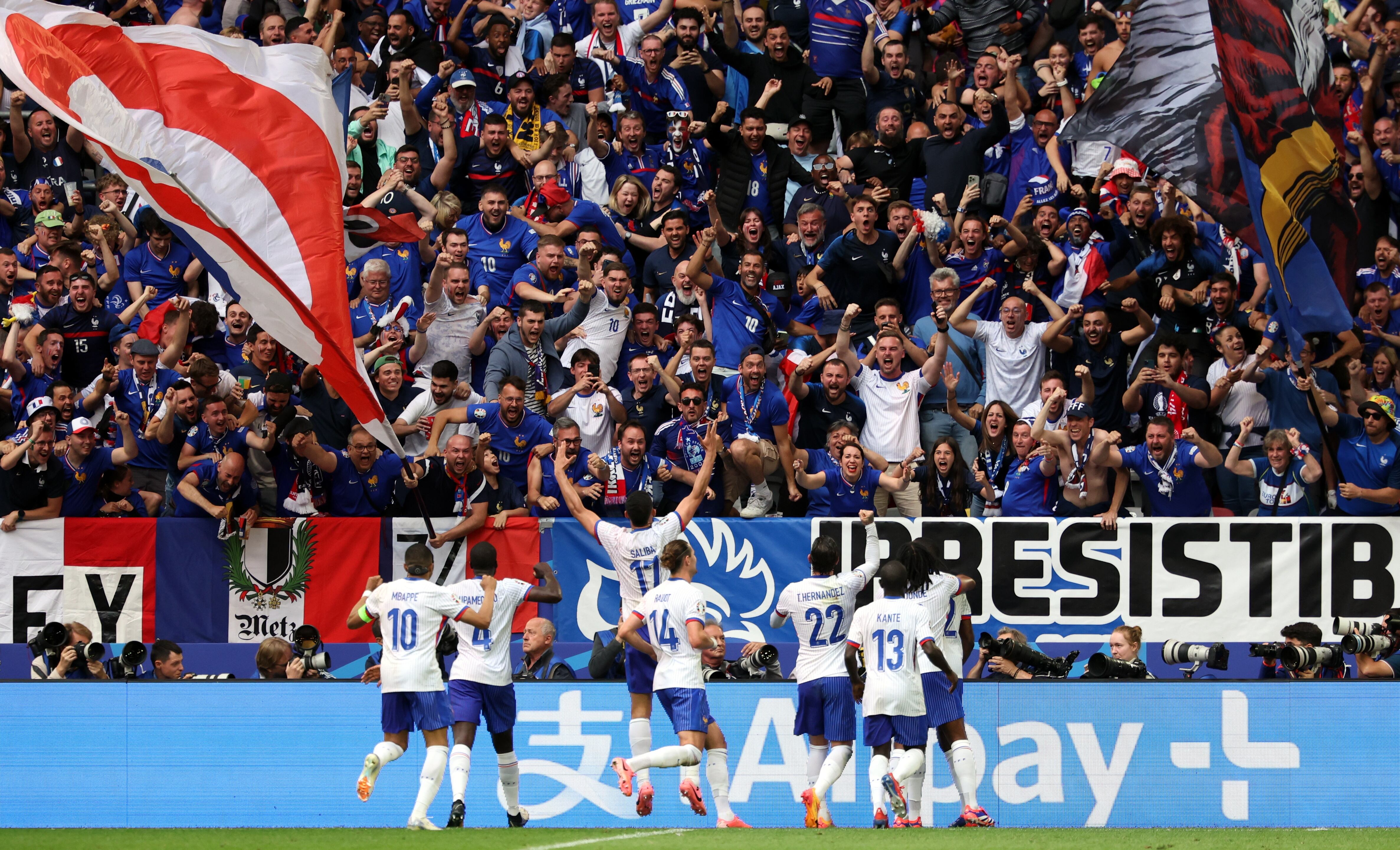 Francia pasa a cuartos de final / EFE