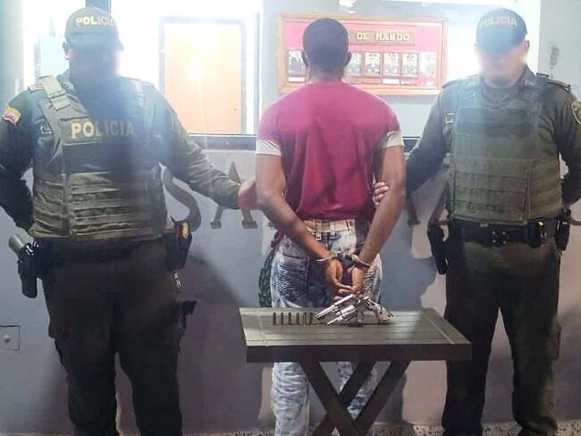 En el barrio La Quinta, capturado presunto delincuente con un revólver calibre 38