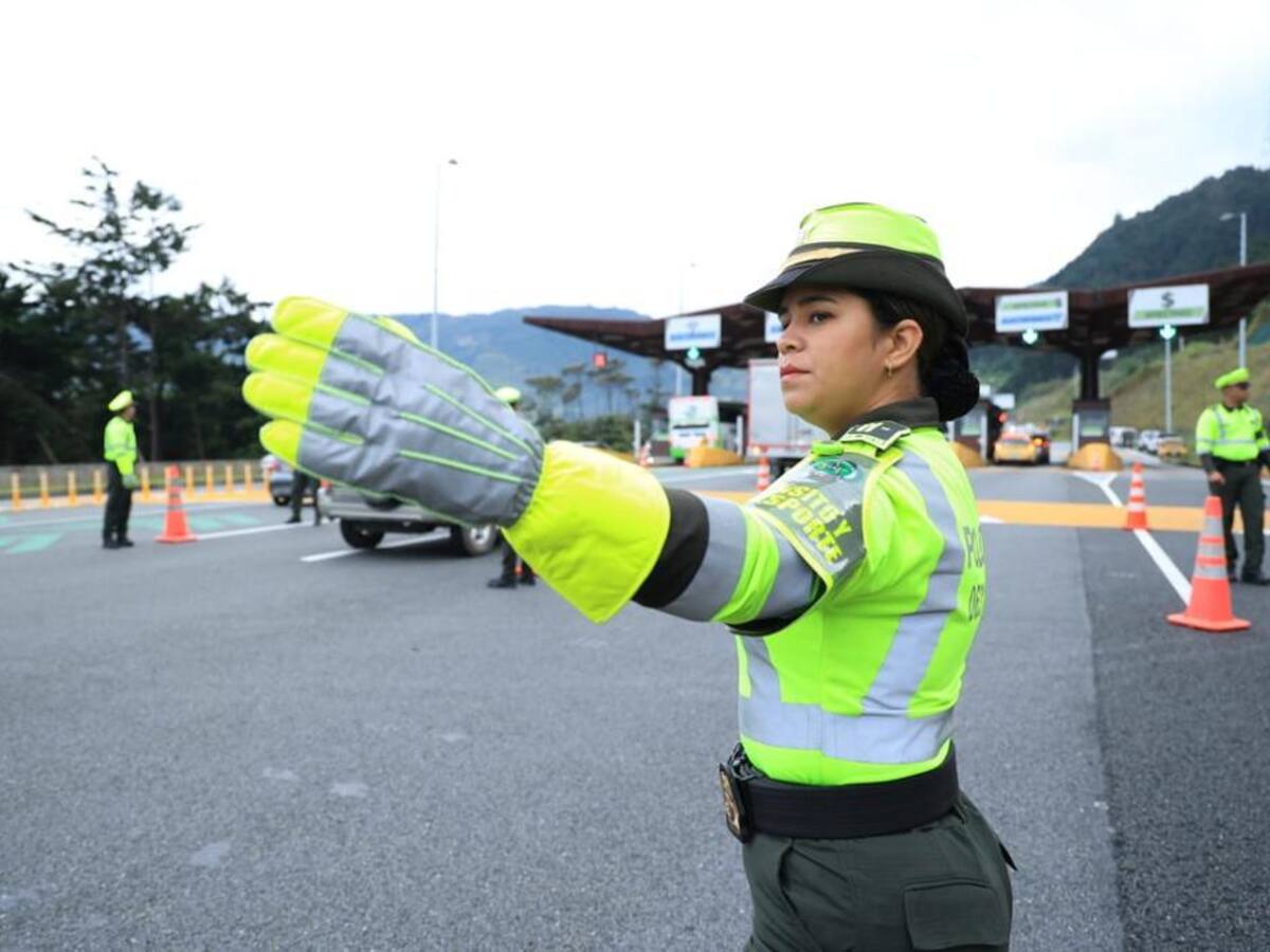 Cuidado al transitar por las vías en época navideña es la recomendación en Antioquia
